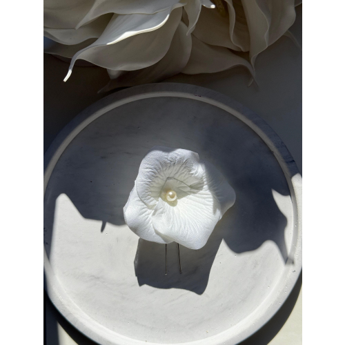 Flora Pearl